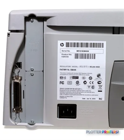 HP Designjet 111 24-tumsskrivare med fack large format printer rear view showing connections and specifications label