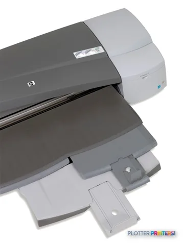 HP Designjet 111 24-tumsskrivare med fack large format printer product image showing front view with output tray